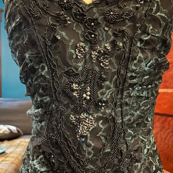 Black and Teal, Vintage, 1988, Victorian-inspired Beaded/Lace Gown, Size 6 - Picture 10 of 10